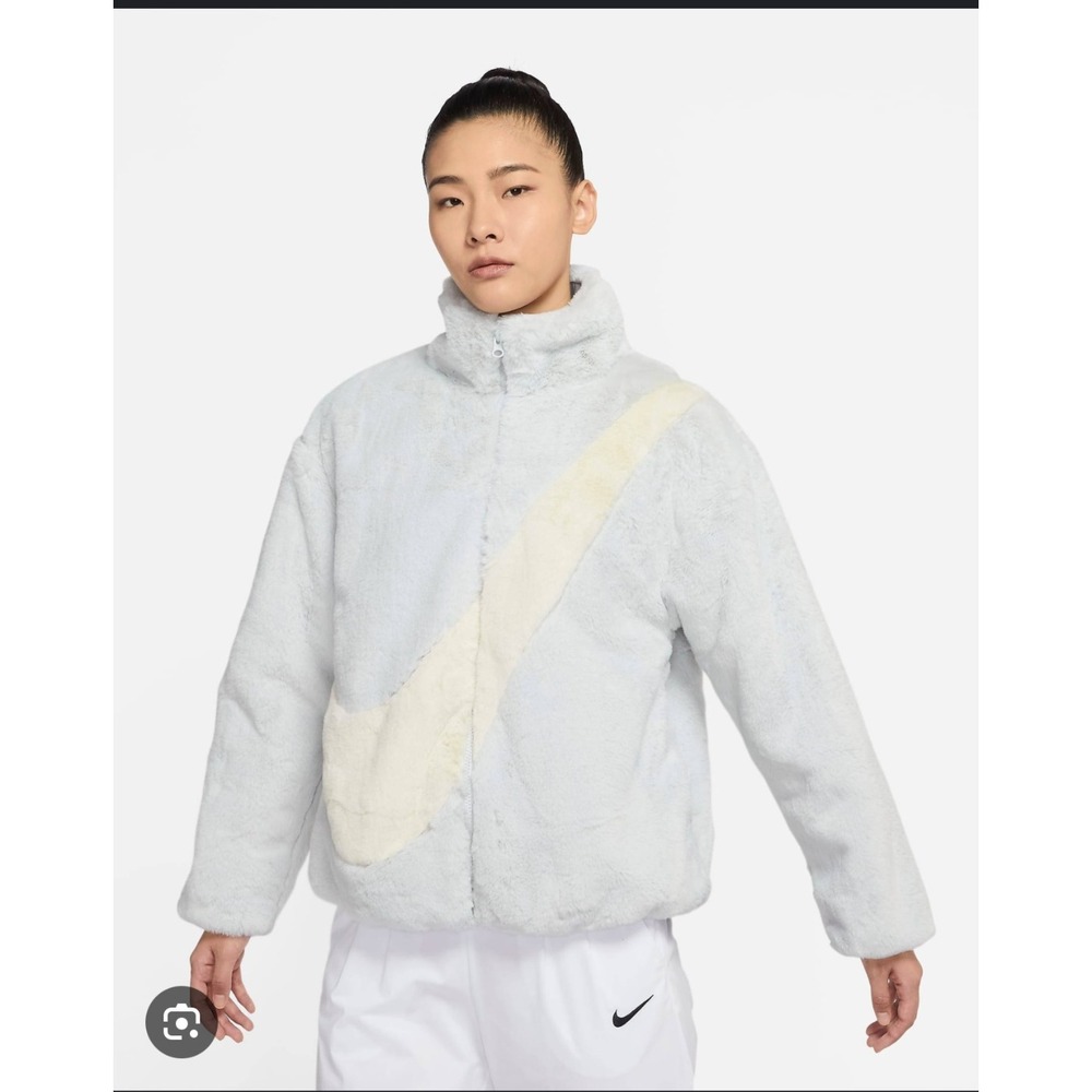 Nike‎ Faux Fur Jacket Women's Full Zip Swoosh Gray Beige Comfy Coat